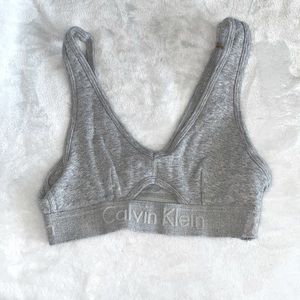 Calvin Klein Sports Bra